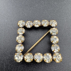 Zoals gevonden kleine antieke Victoriaanse strass glaspasta riemgespversiering