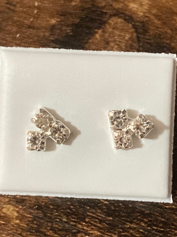 Broche Rubis – Bijoux Artisanaux en Or Jaune avec Pierres Précieuses