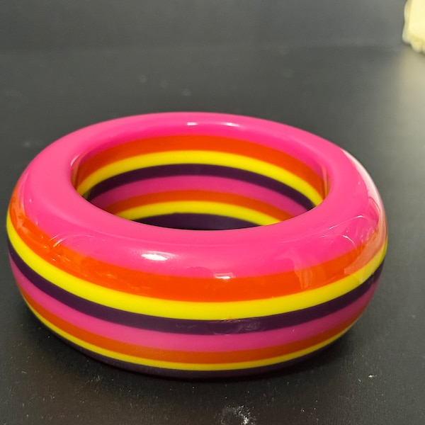 Bright Rainbow pink purple striped vintage chunky oversized abstract wide acrylic plastic bangle bracelet