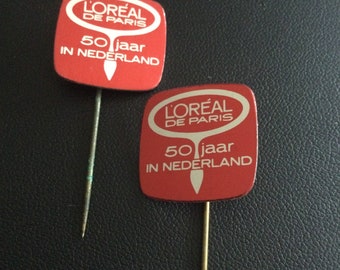 2 x Vintage 1960s LOREAL PARIS Dutch advertising pins