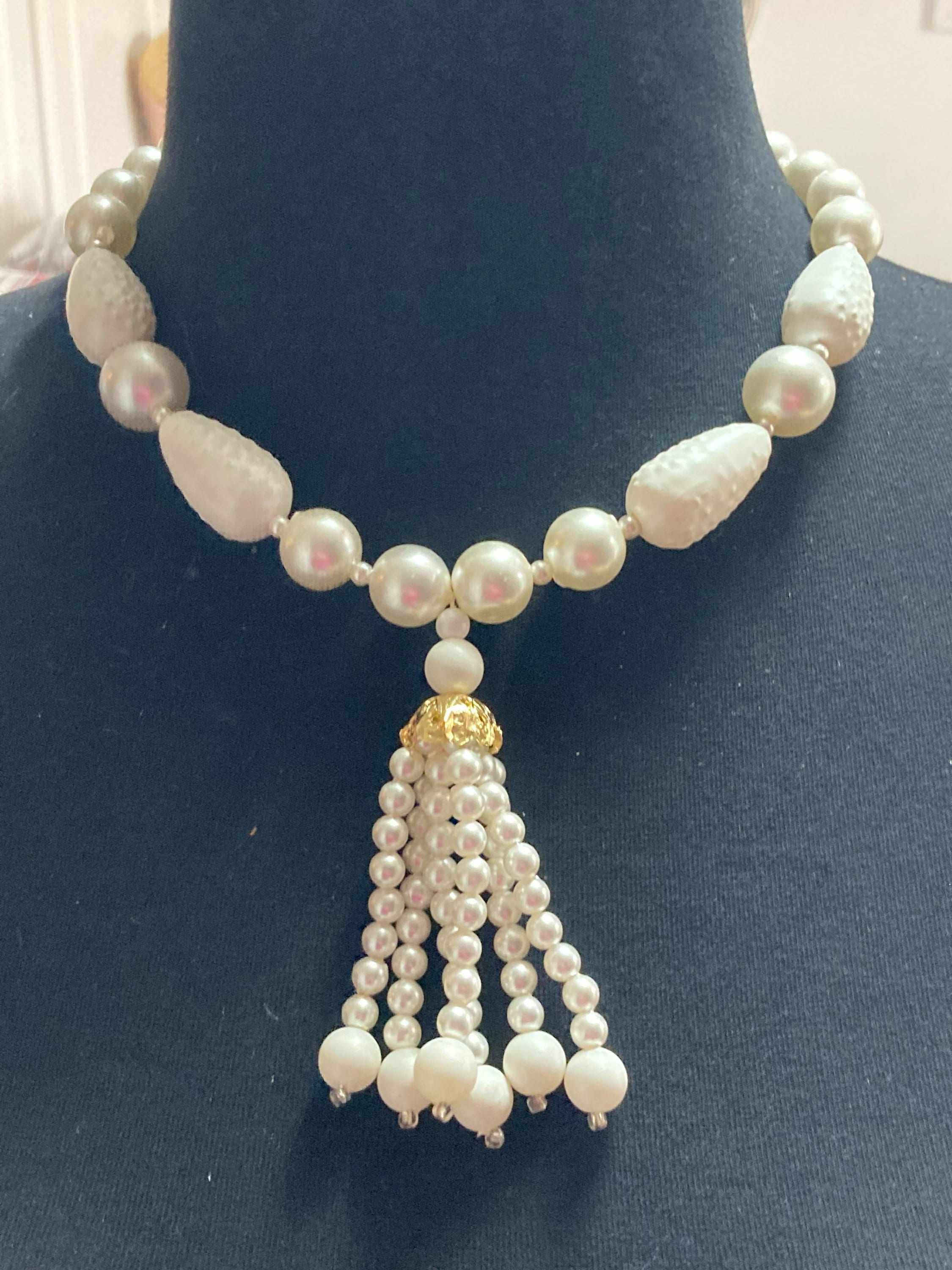 Collier Vintage Avec Perle Blanche Nacrée Large Et Pampille - Modèle A11 - Occasion