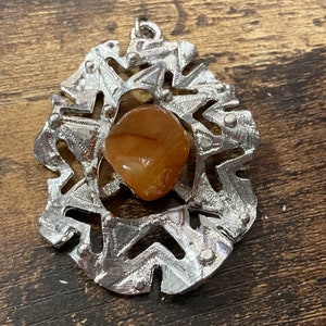 brutalist silver tone orange gemstone pendant Vintage 1970s modernist