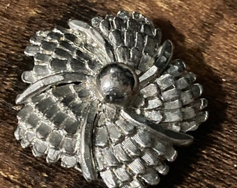 Vintage brutalist abstract scarf clip, silver tone