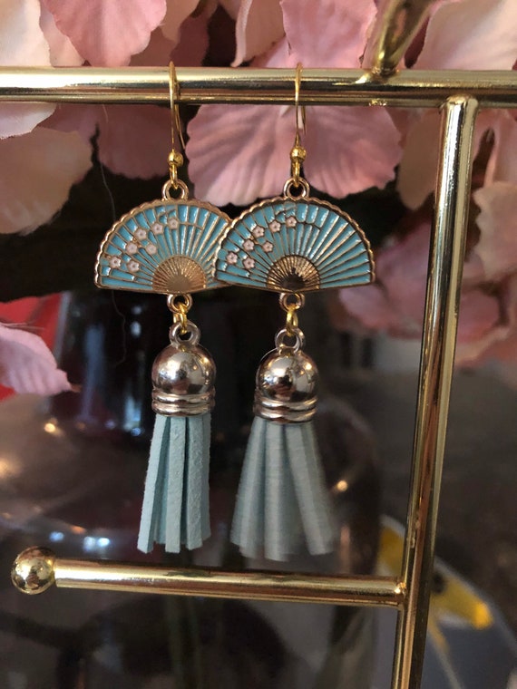 Chinese fan best sale earrings