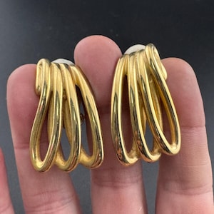 Retro 1980s 4cm oversized Gold tone abstract tall hooped clip on earrings