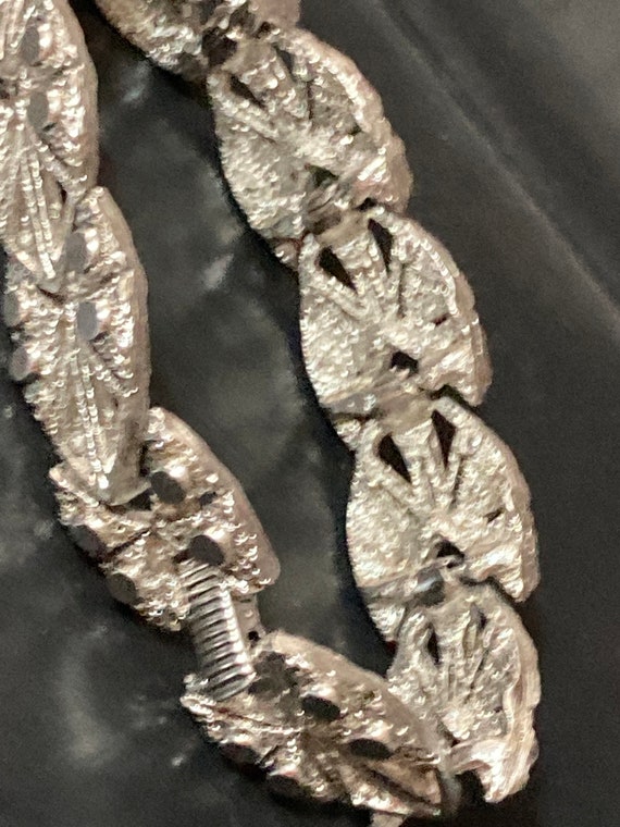 Brutalist silver tone steel textured bracelet 197… - image 3