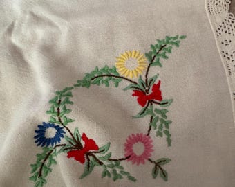 Hand Embroidered Floral Tablecloth: Vintage Cottagecore Linen (83 x 78cm)
