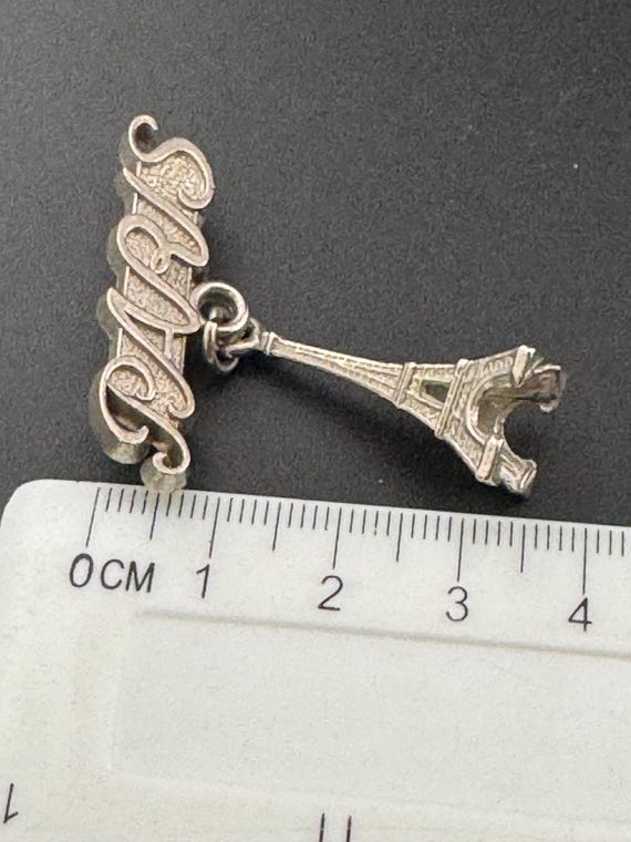 Broche Ancienne Argentée La Tour Eiffel - Paris Souvenir Vintage - Bon état