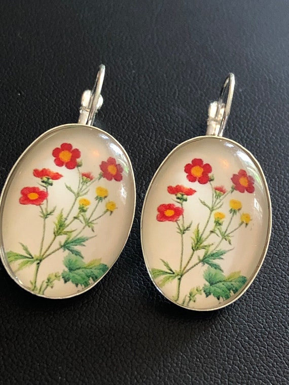 Red Yellow Spring garden flowers summer vintage style oval glass cabochon earrings in silver plated flat back lever back earwires