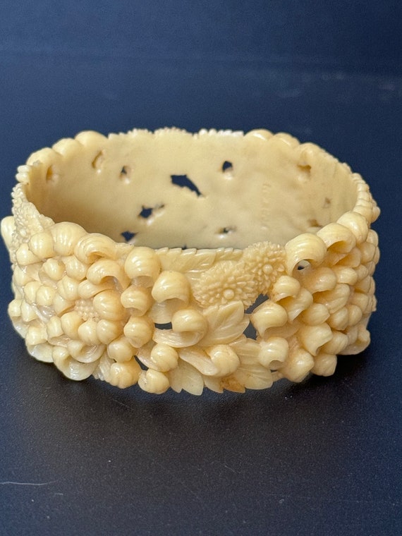 Antique Vintage Early Plastic Faux Bone Horn Celluloid Carved Detailed Floral Bangle Bracelet Etsy