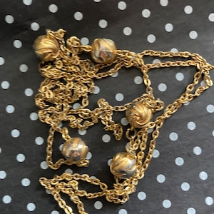 Vintage gold tone modernist ball bead station necklace