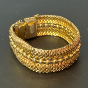 Signed Jewelcraft vintage gold tone Woven ball and Brick link wide chain bracelet 18 x 2cm