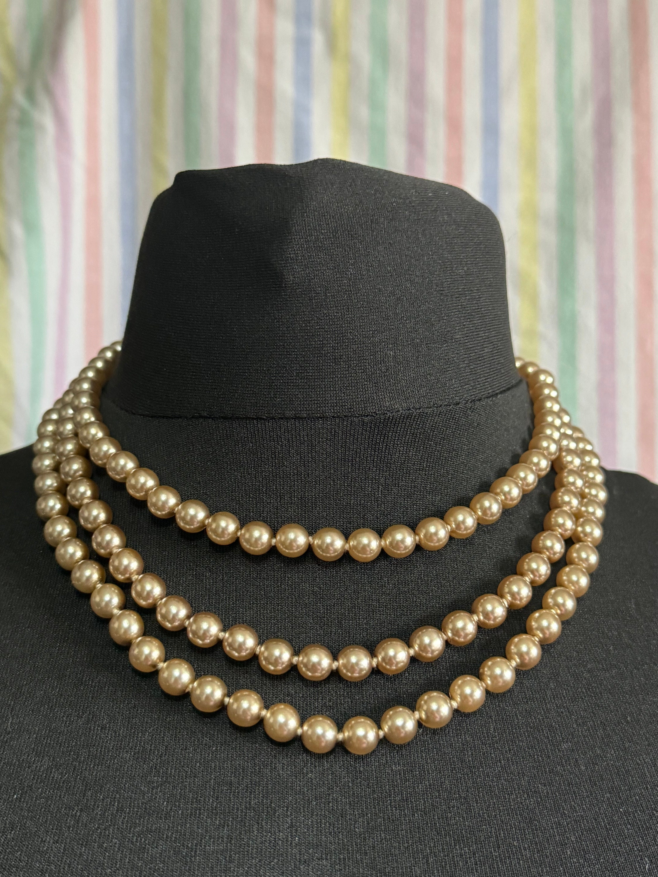 Neckless-neckless クッション(3)アンティーク　フランス JBK 3 Row Pearl Necklace, Multi Strand Camrose & Kross - Etsy