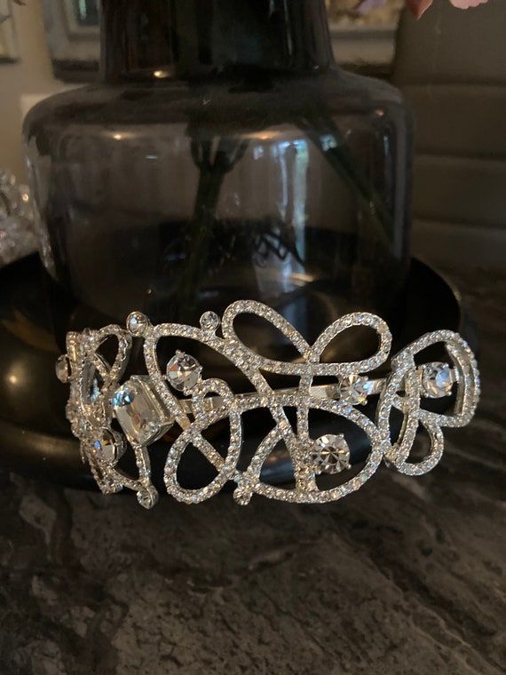 Ladies Antique style silver tone tiara clear diam… - image 3