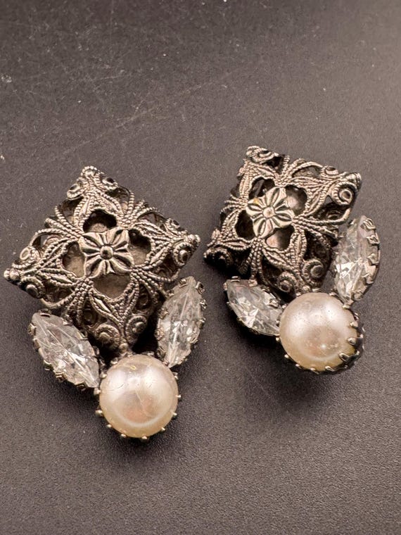 Vtg Bridal Hair Piece 4.5\