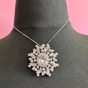 QVC DQ Cz 925 sterling silver clear diamanté cubic zirconia pendant on a 42cm chain
