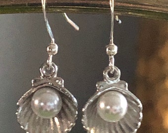 oyster with faux pearl earrings silver small drop shell pierced ears