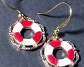 seaside nautical style gold tone red white enamel life ring buoy small drop earrings pierced ear wires summer sailing lifesaver