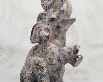 Escultura de elefante bebé, figura de 18 cm de alto para estante o mesa, decoración de animal bebé