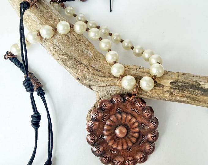 Handmade Copper Concha Pendant Necklace