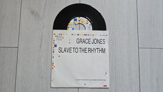 Grace Jones Slave To The Rhythm - Vinyl Record 7" Single, 45 RPM, Original 1985 Vintage