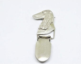 Number holder Saluki