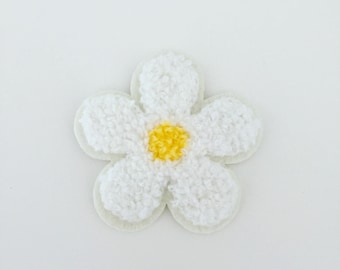 White Chenille Daisy Patch: Sew-On Floral Applique