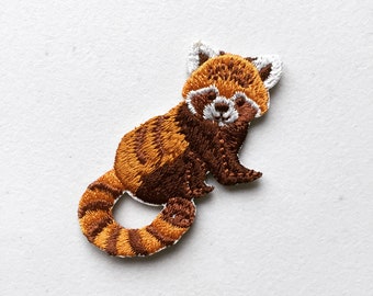 Red Panda Bear Iron-On Patch, Kawaii Animal Badge, Kids Animal Decorative Patch, DIY Embroidery, Embroidered Applique, Panda Gift