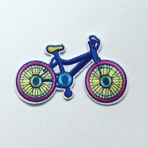 自転車アイロン接着パッチ、自転車に乗るバッジ、自転車の装飾パッチ、DIY刺繍、刺繍アップリケ、90年代ポップカルチャーギフト、サイクリストギフト