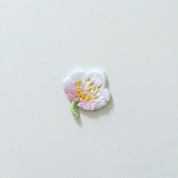 Tiny Magnolia Flower Stick-On Patch, Pink Blush Floral Patch, Flower Badge, DIY Embroidery, Embroidered Applique, Flowery Decorative Patch