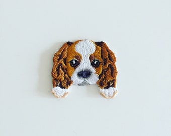 Écusson thermocollant Cavalier King Charles Spaniel, insigne pour chien cavalier, insigne pour toutou, écusson animal chien, broderie bricolage, appliqué brodé chien