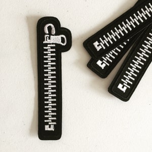 ジッパーアイロン接着パッチ、ブラックジッパーバッジ、ジッパーバッジ、ポップカルチャーバッジ、DIY刺繍、刺繍アップリケ、風変わりなパッチ、ポップカルチャーギフト