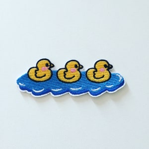 Écusson thermocollant canetons : appliqué brodé canard jaune