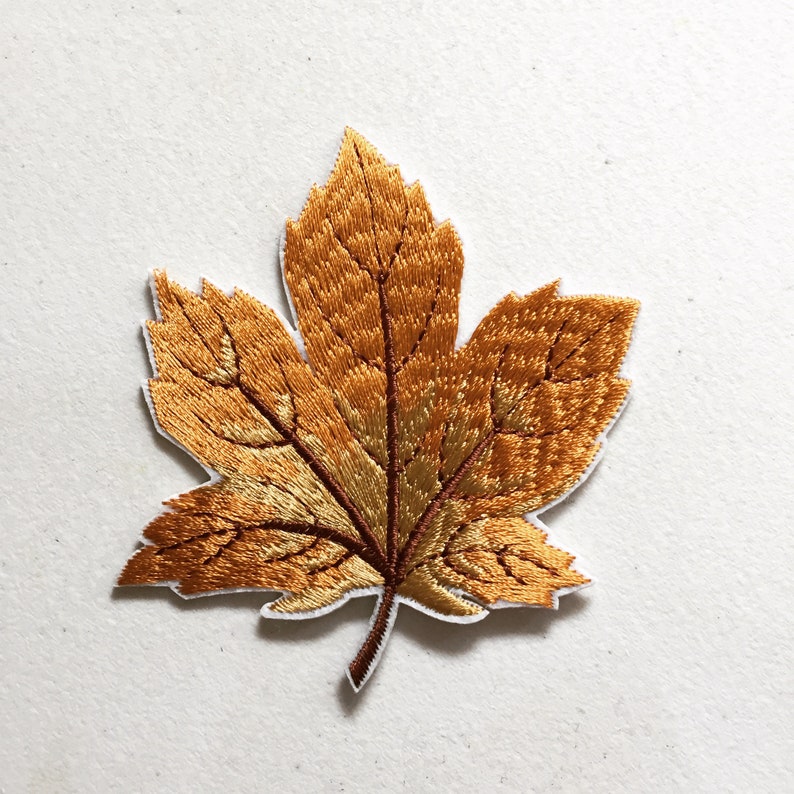 Autumn Sycamore Tree Leaf Iron-On Patch, Fall Tree Leaf Badge, Fall Leaves Patch, DIY Embroidery, Embroidered Applique, Nature Lover Gift Brown