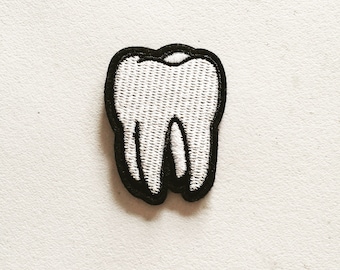 Tooth Iron-On Patch, Dentist Tooth Badge, Dental Nurse Badge, DIY Embroidery, Embroidered Applique, Pop Culture Gift, Doctor/Nurse Gift