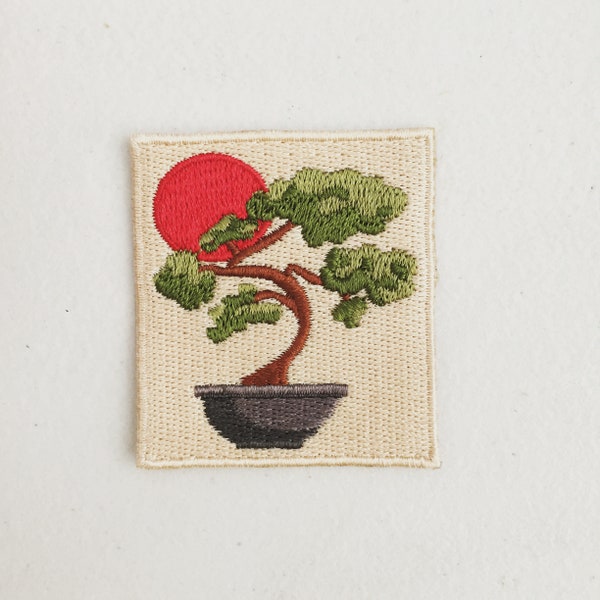 Bonsai Tree Iron-On Patch, Japanese Tree Badge, Japan Patch, DIY Embroidery, Embroidered Applique, Japanese Traditional Decorative Patch