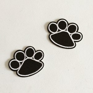 Paws Iron-On Patch, Paw Badge, Animal Lover Badge, Decorative Patch, DIY Embroidery, Embroidered Applique, Dog Lover Gift - Set of 2