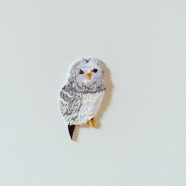 Tiny White Owl Iron-On Patch, Wisdom Animal Badge, Owl Decorative Badge, DIY Embroidery, Embroidered Applique, Owl Lover Gift