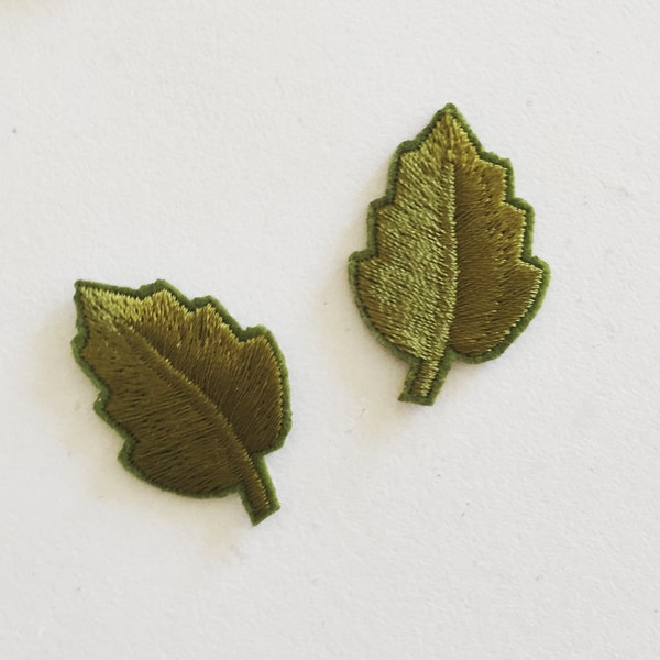 Oak Leaf Iron-On Patch, Greenery Badge, Nature Leaf Badge, DIY Embroidery, Leaves Embroidered Badge, Embroidered Applique, Nature Lover Gift