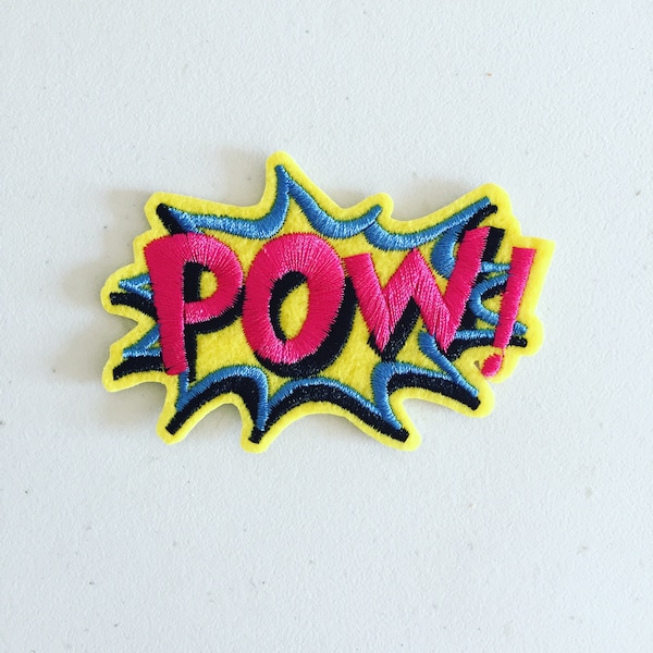 Pow Iron-On Patch, Badge de dessin animé, Motif d’applique de dessin animé, Patch décoratif, Broderie DIY, Applique brodée, Cadeau de culture pop