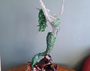 Deep Green Mermaid, wire sculpture, steel art statue, Deep sea sculpture, wire art Mermaid, Fantasy wire art, Design shelf art, home decor