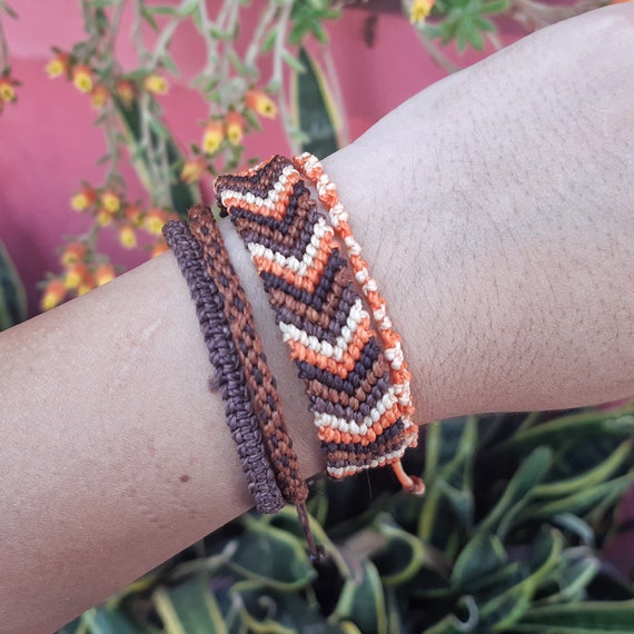 Colorful Retro Bracelets - Perler.com