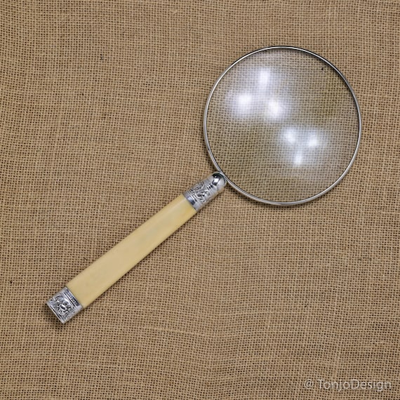 Large Magnifying Glass With a Sterling Silver Rim & Silver Mounts Sheffield  1899 