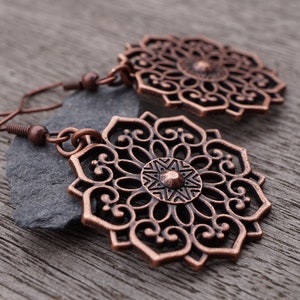 Red Copper Filigree Flower Mandala Dangle Earrings, Boho, Etnic, Oriental, Festival