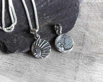 Sterling Silber Sonne & Mond Halskette * Zierliche Halskette * Doppelseitiger Anhänger