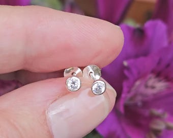 Orecchini A Borchia In Argento Sterling 925 Con Taglio Principessa E Acquamarina 4 Mm Made 937110