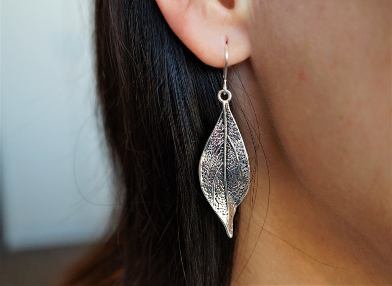 Cute Fluttering Leaf Earrings, Sterling Silver Ear Hook, Leaf jewellery zdjęcie 4