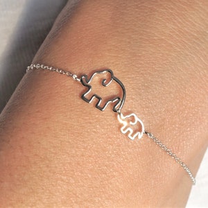 Cute Elephants Sterling Silver Dainty Bracelet* Mum bracelet * Memories bracelet * Elephants bracelet * Baby born gift