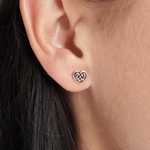 Keltischer Herz Sterling Silber Knoten Ohrstecker, Wicca, Pagan, Versprechen Ohrringe, Wikinger Schmuck, Geschenk für sie