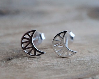 Sterling Silver Moon Stud Earrings * Crescent moon jewelry * Moon earrings